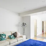 Eirene Villa *