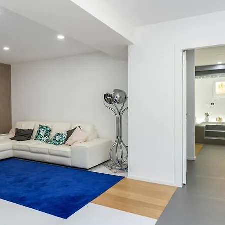 Luxury Eirene In Sicily Vila