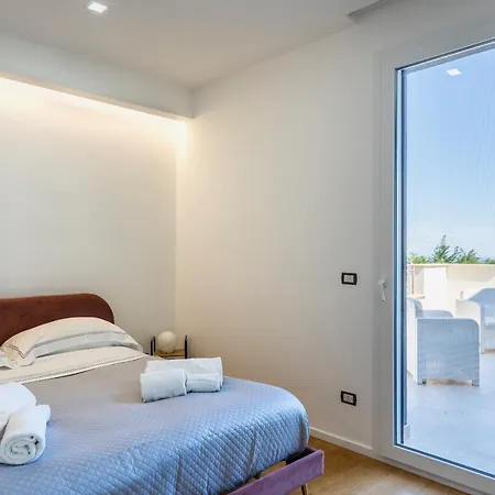 Luxury Eirene, Private Pool-jacuzzi, 3 Bdr 3 Bath - Seaview And Mountain Villa