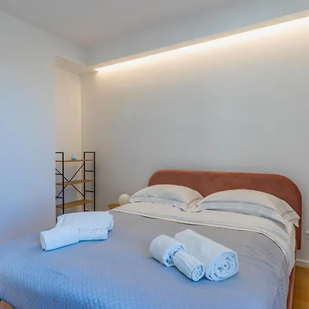 Luxury Eirene, Private Pool-jacuzzi, 3 Bdr 3 Bath - Seaview And Mountain Termini Imerese