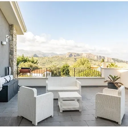 Luxury Eirene, Private Pool-jacuzzi, 3 Bdr 3 Bath - Seaview And Mountain Villa